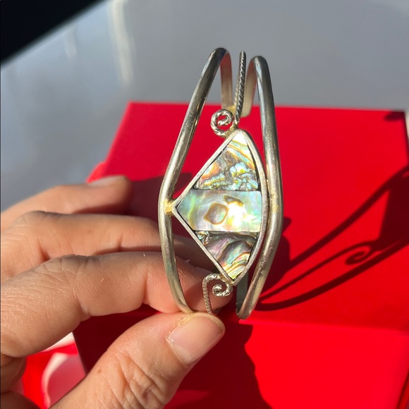 Vintage Alpaca Mexico Cuff Bracelet with Inlaid Abalone Iridescent Shell - Picture 3 of 7